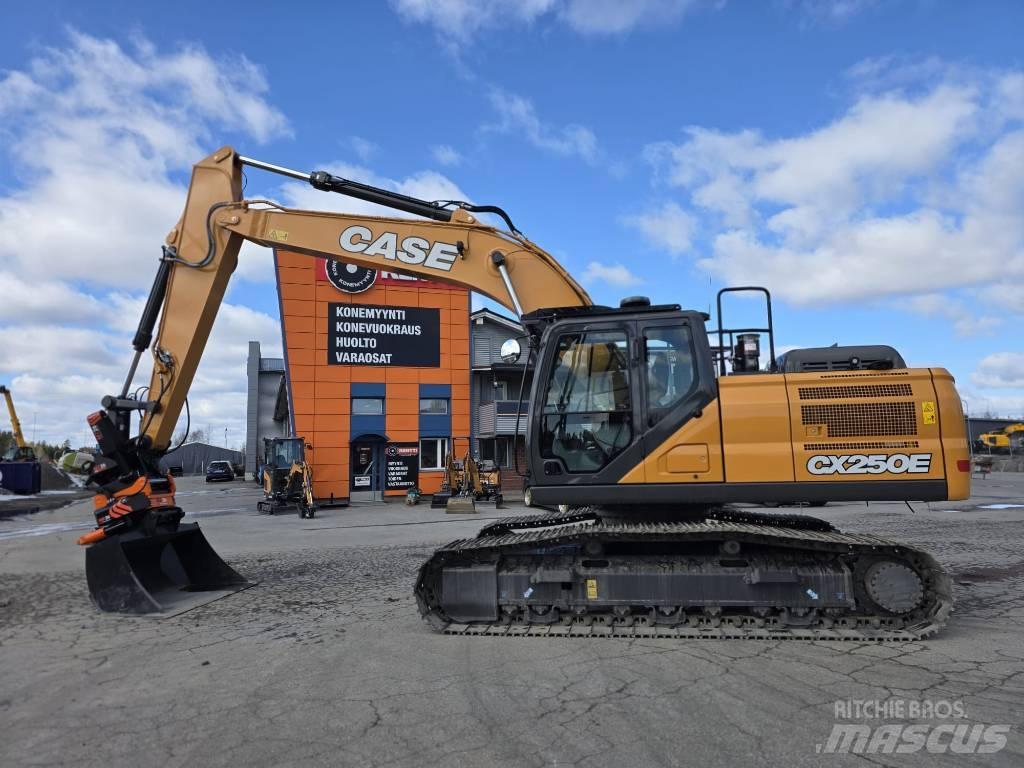 CASE CX 250 E LC Excavadoras de cadenas