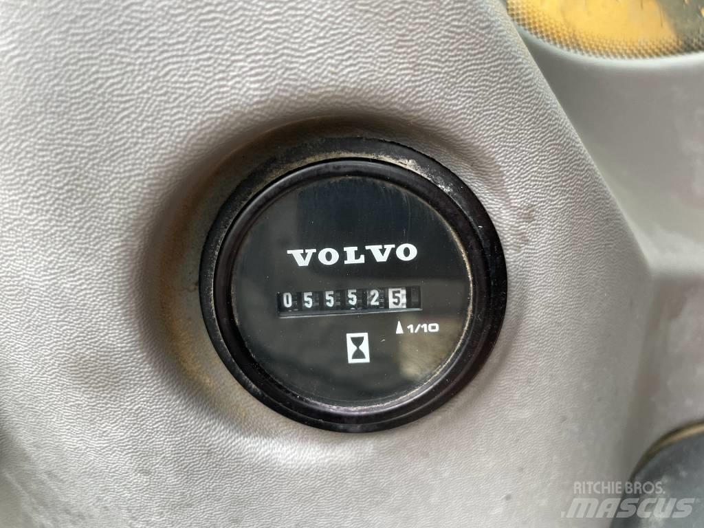 Volvo ECR 235 Excavadoras de cadenas