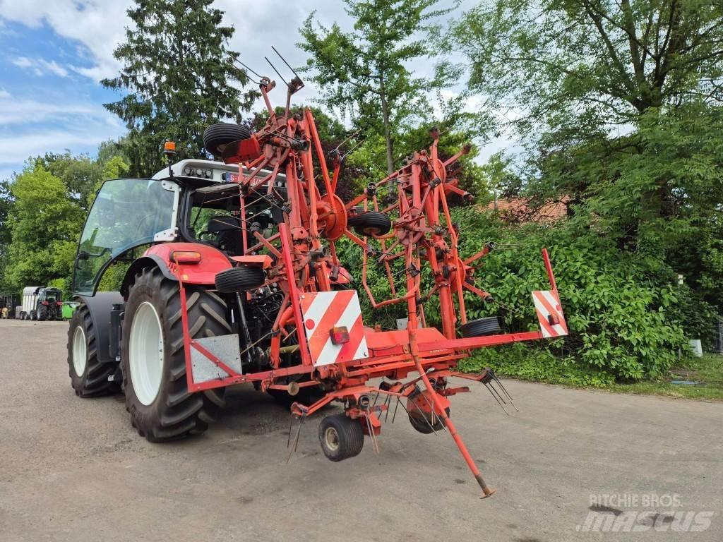 Kuhn GF 8501 MHO Rastrillos y henificadores