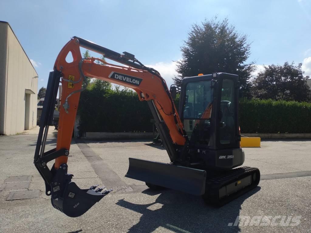 Develon DX 35 Z-7 Mini excavadoras < 7t