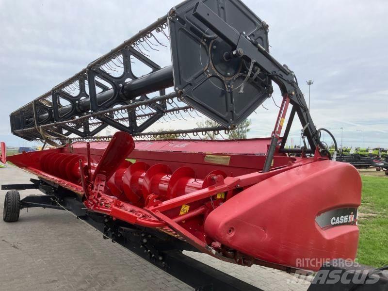 Case IH CASE 3050 Cabezales de cosechadoras combinadas
