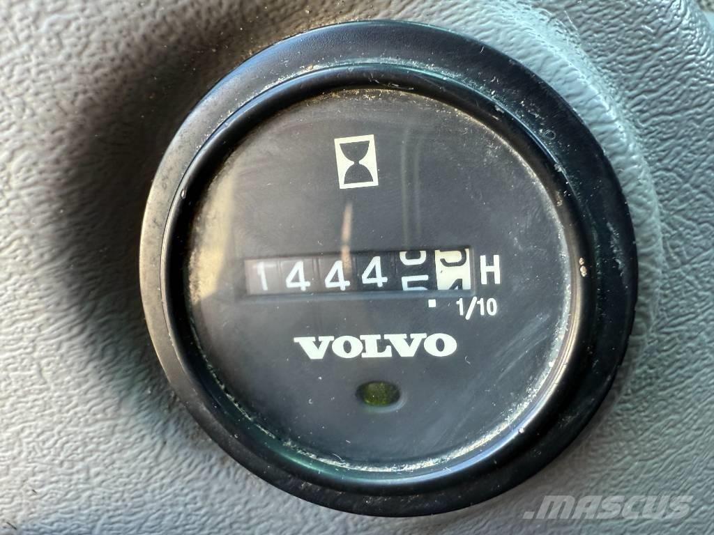 Volvo EW 160 C Excavadoras de ruedas