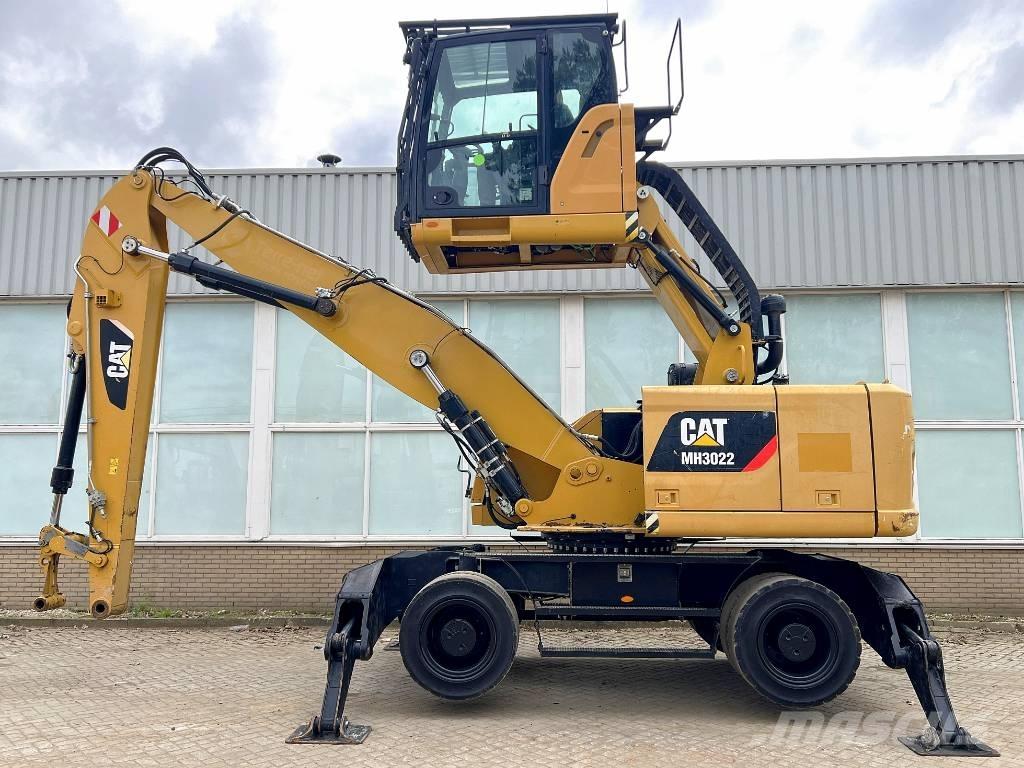 CAT MH3022  2015   CE Excavadoras de manutención