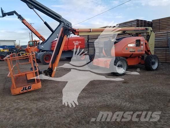 JLG 600AJ Plataforma de trabajo articulada