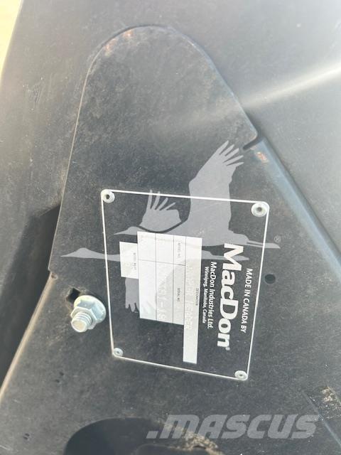 MAC DON FD140 Cabezales de cosechadoras combinadas