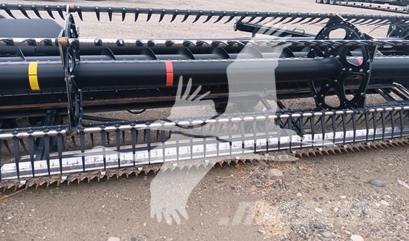 MAC DON FD145 Cabezales de cosechadoras combinadas