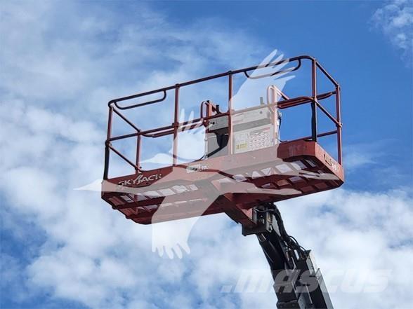 SkyJack SJ82T Plataformas de trabajo telescópica