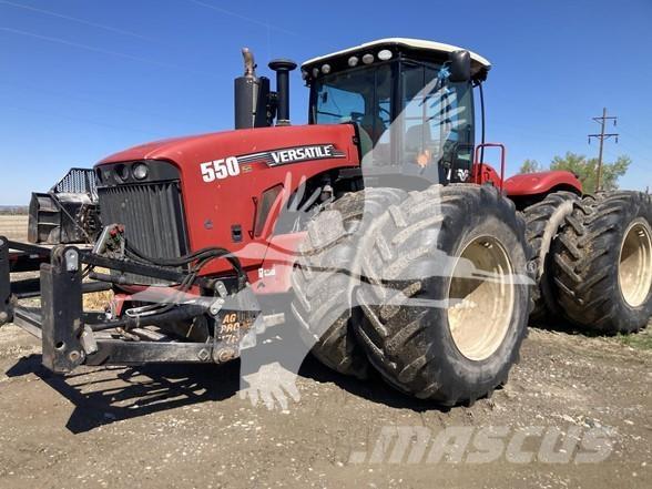 Versatile 550 Tractores