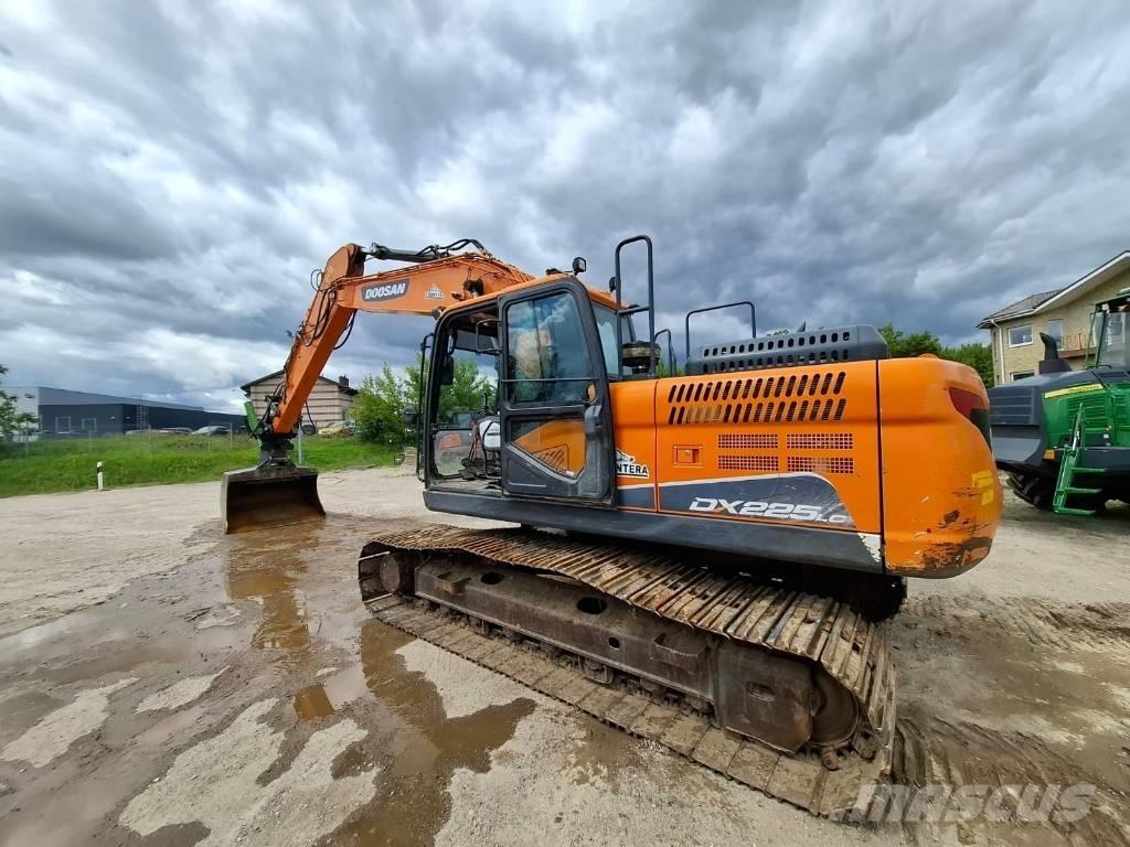 Doosan DX 225 LC-5 Excavadoras de cadenas