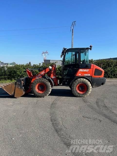 Kubota R 082 Cargadoras sobre ruedas