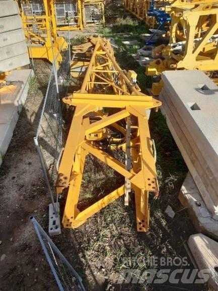 Potain MD 238 J10 Grúas automontantes