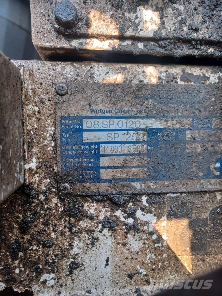 Wirtgen SP250 Encofrado