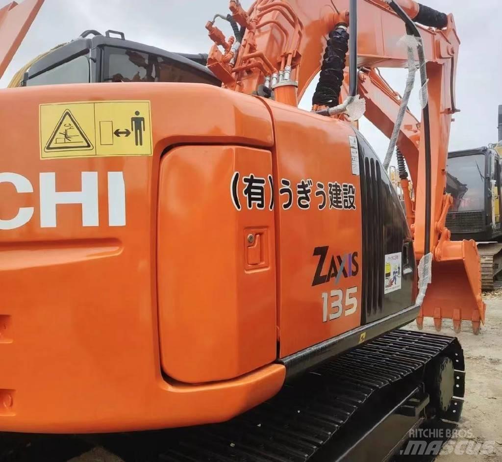 Hitachi 135US-6 Excavadoras de cadenas