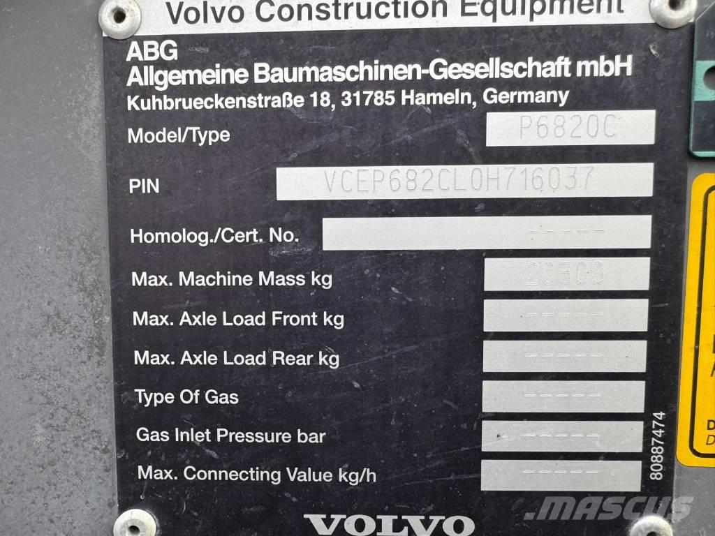Volvo P 6820 C Asfaltadoras