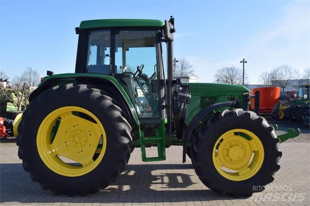 John Deere 6410 Tractores