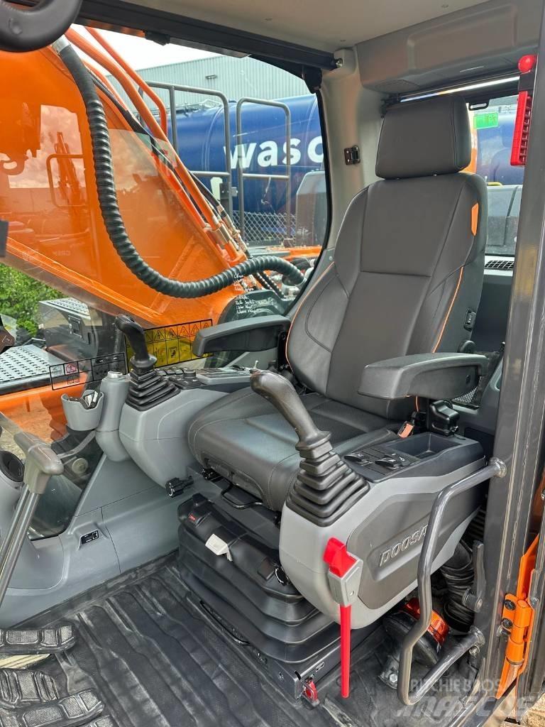Doosan DX 350 NLC-7 Excavadoras de cadenas