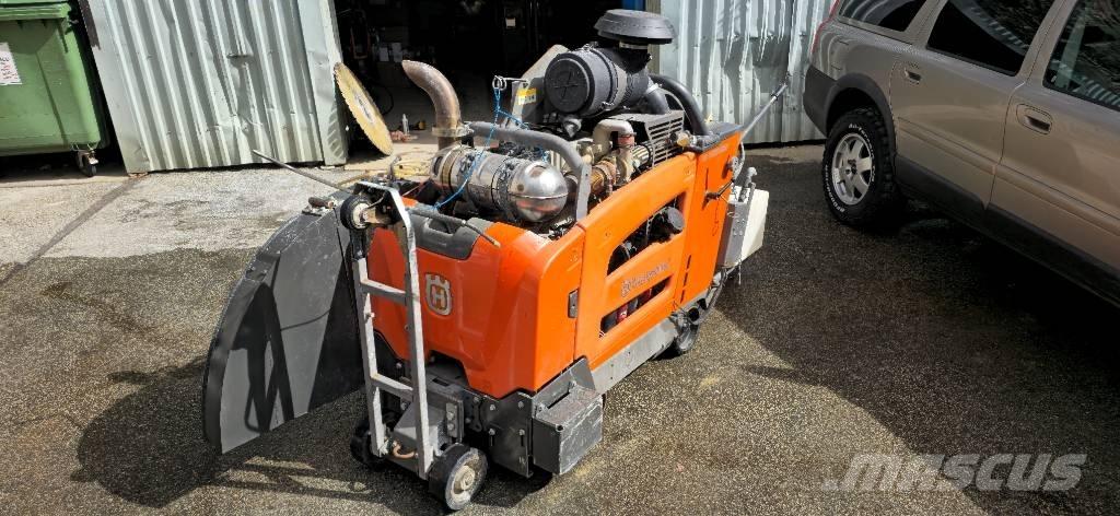 Husqvarna fs7000 Excavadoras de zanjas