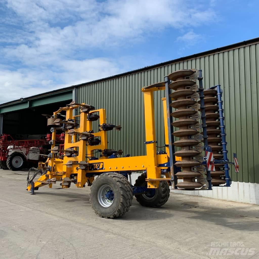  twb 12 leg subsoiler Cultivadores