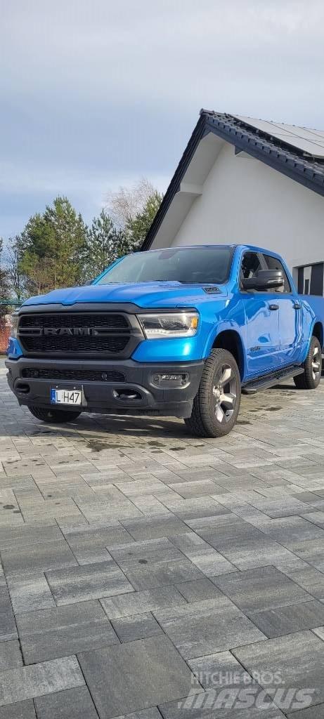 RAM 1500 BIG HORN Coches