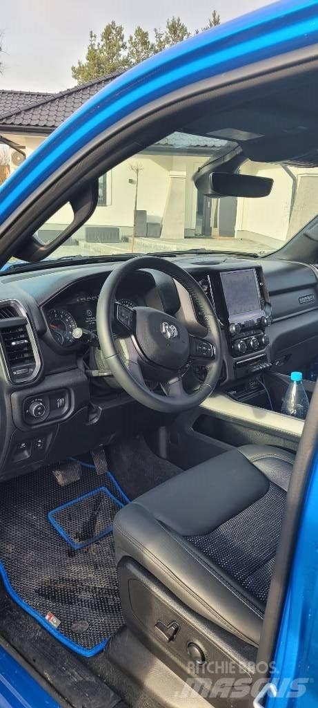 RAM 1500 BIG HORN Coches