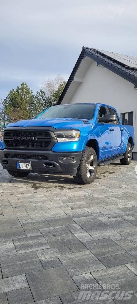 RAM 1500 BIG HORN Coches