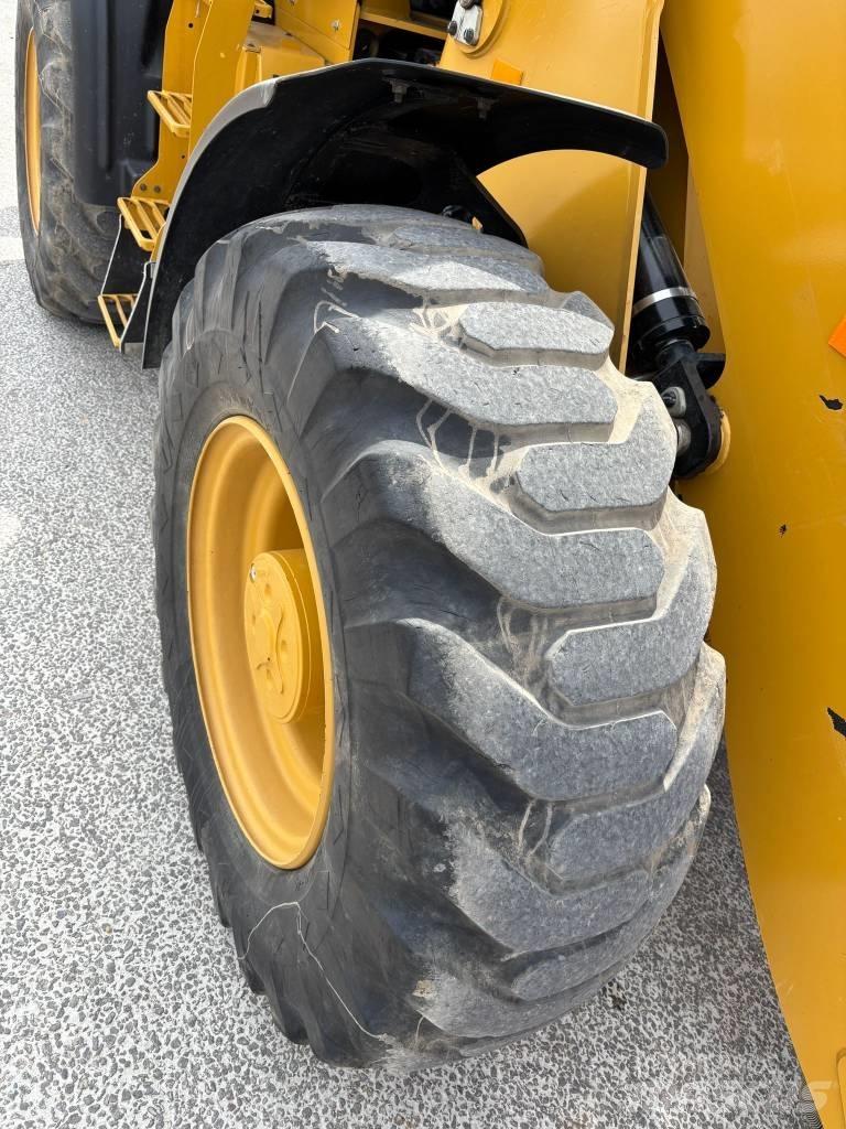 CAT 918 M Cargadoras sobre ruedas