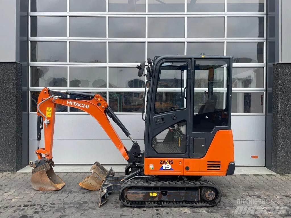 Hitachi ZX19-6 Mini excavadoras < 7t
