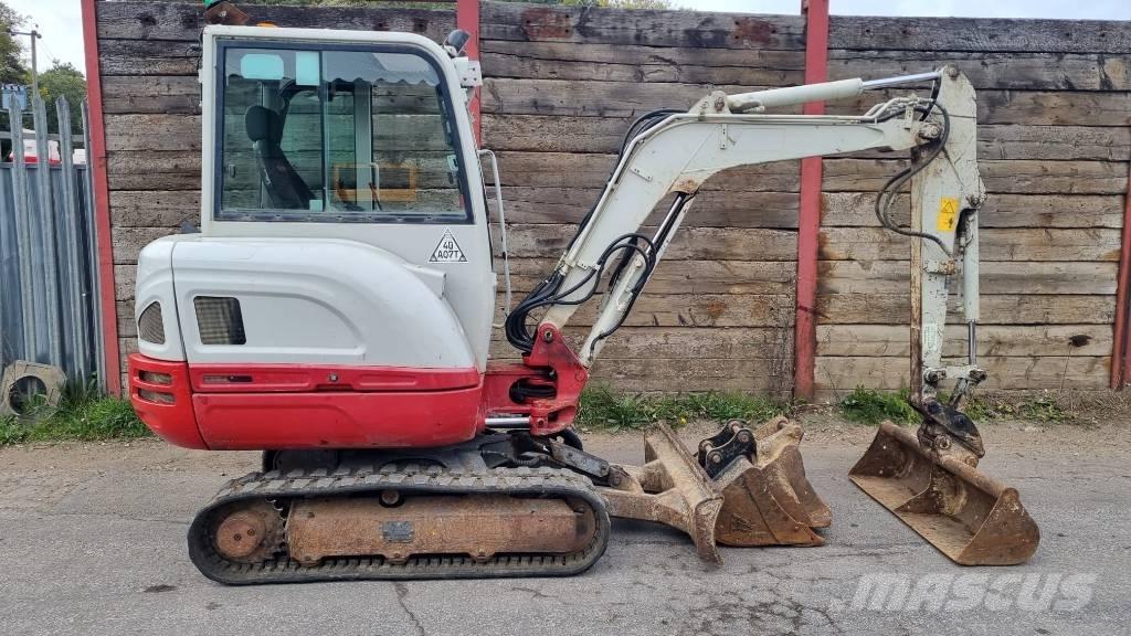 Takeuchi TB 230 Mini excavadoras < 7t