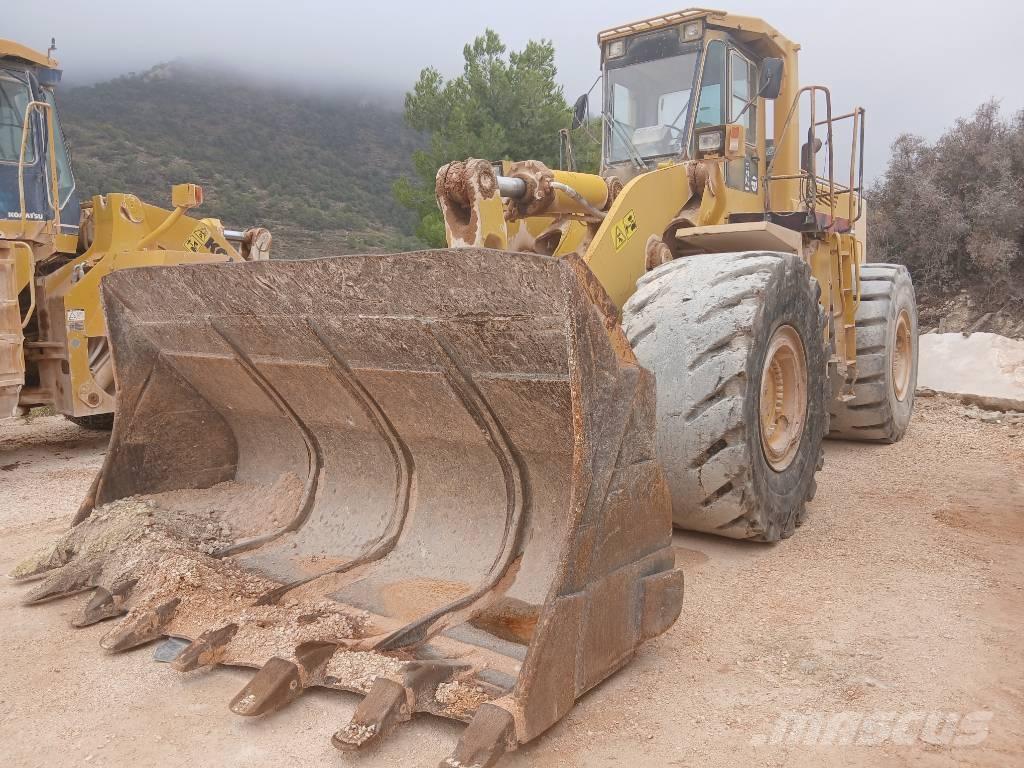 Komatsu WA 600-1 Cargadoras sobre ruedas