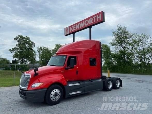 International LT Cabezas tractoras