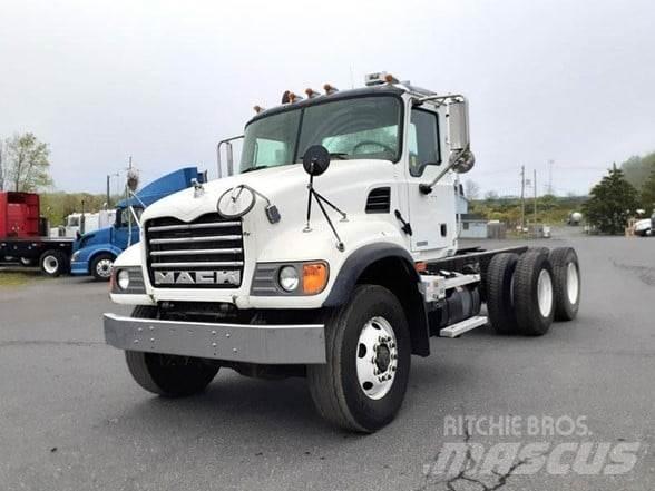 Mack GRANITE CV713 Camiones chasis