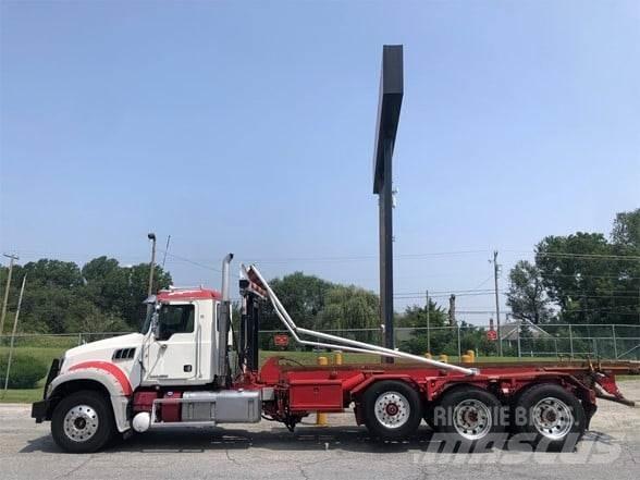 Mack GRANITE GU713 Camiones de basura