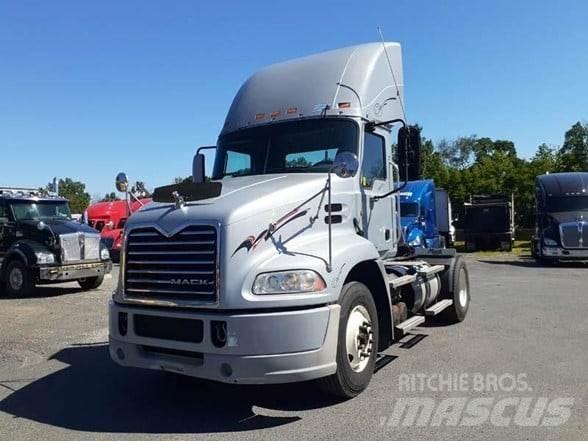 Mack PINNACLE CXU612 Cabezas tractoras