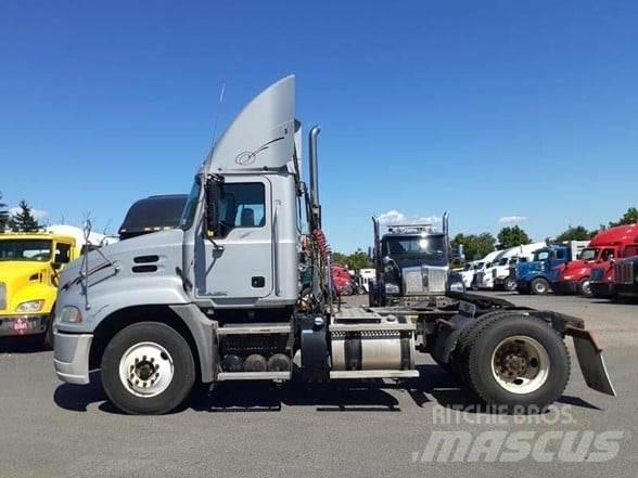 Mack PINNACLE CXU612 Cabezas tractoras