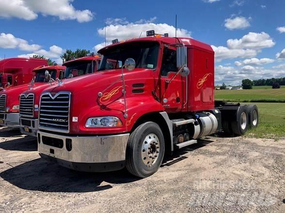 Mack PINNACLE CXU613 Cabezas tractoras