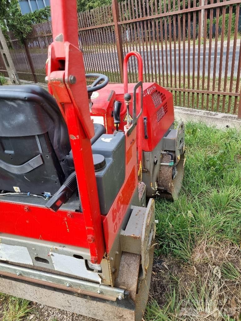 Bomag BW 100 AD M-2 Rodillos de doble tambor