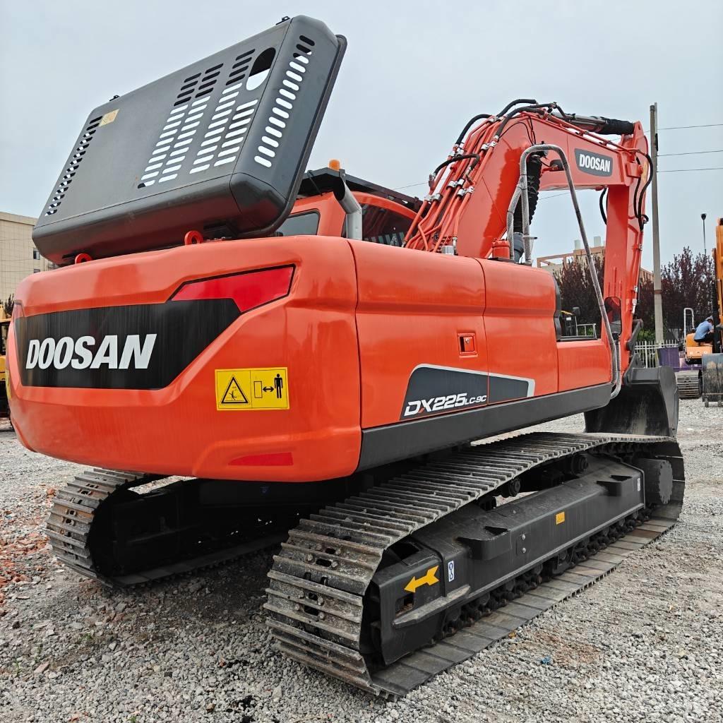 Doosan DX225LC-9C Excavadoras de cadenas