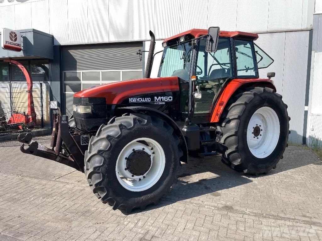 New Holland M 160 Tractores