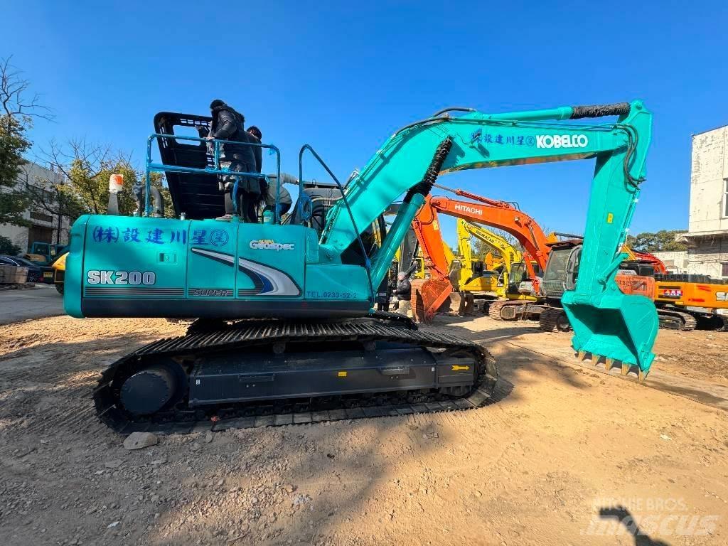 Kobelco SK 200-8 Excavadoras de cadenas