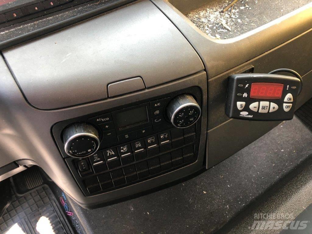MAN TGL 8.180 Camiones caja cerrada