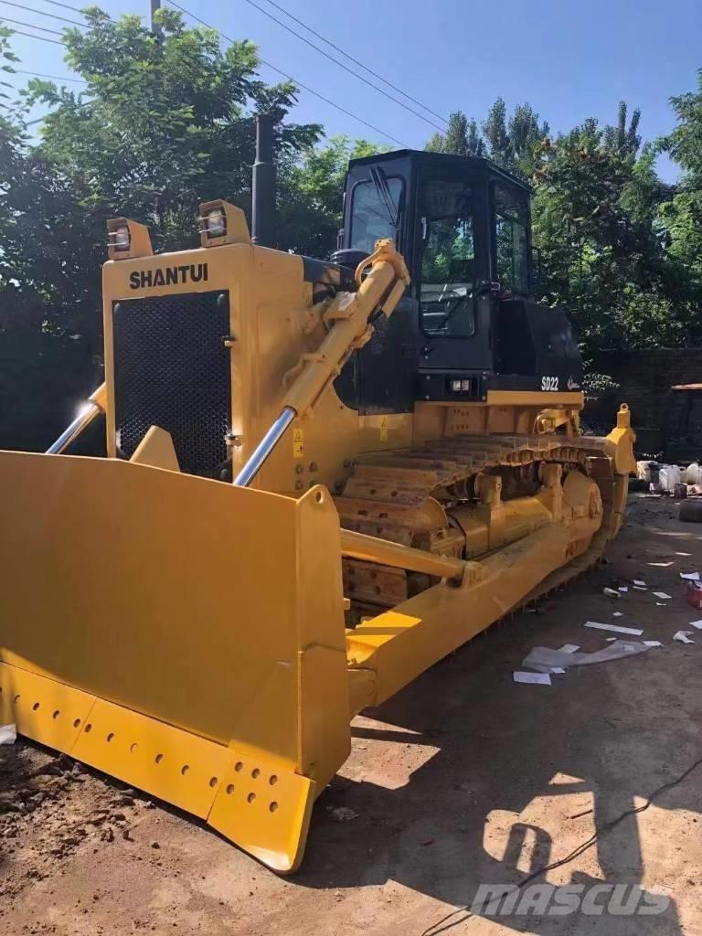 Shantui SD 22 Buldozer sobre oruga