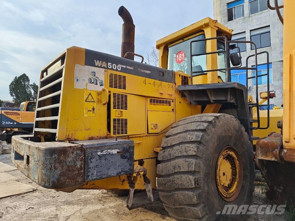 Komatsu WA 500 Cargadoras sobre ruedas