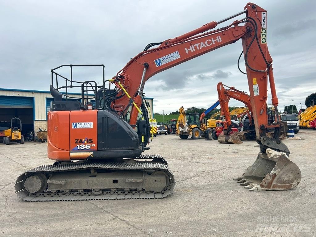 Hitachi ZX135 US-6 Excavadoras de cadenas