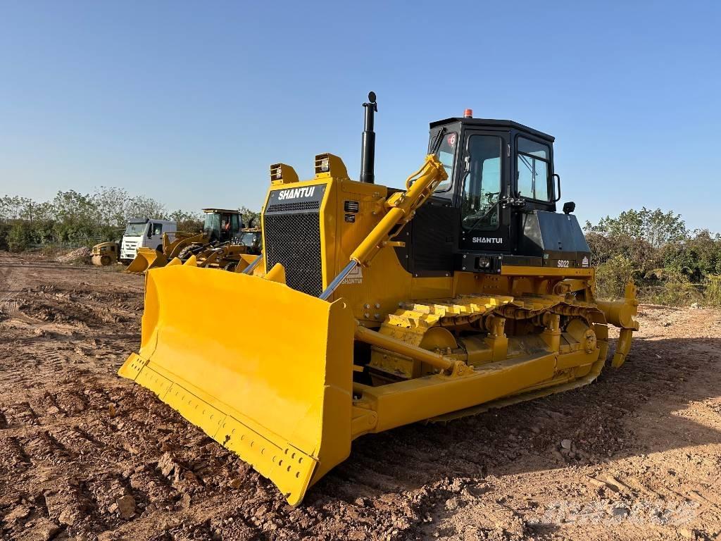 Shantui SD 22 Buldozer sobre oruga