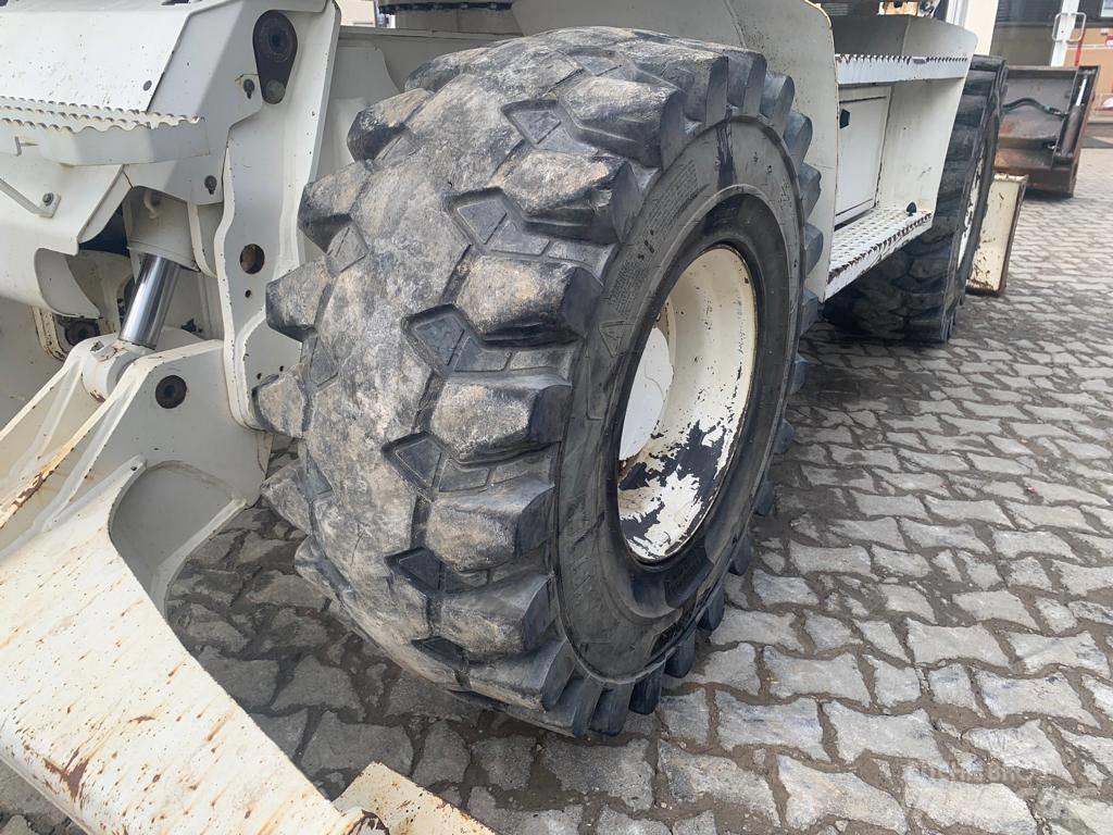 Mecalac 714 MW Excavadoras de ruedas