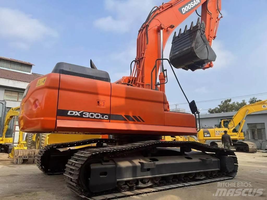 Doosan DX 300 LC Mini excavadoras < 7t