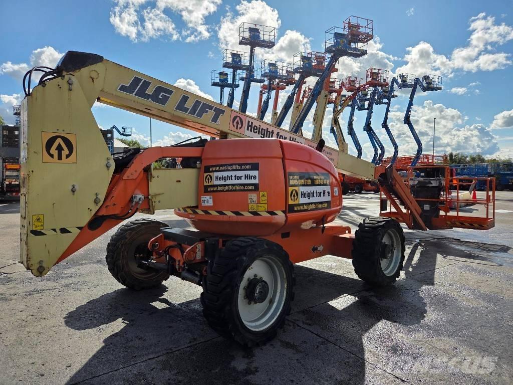 JLG 600 AJ Plataforma de trabajo articulada
