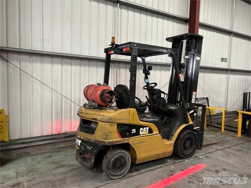 CAT GP25NT Carretillas LPG