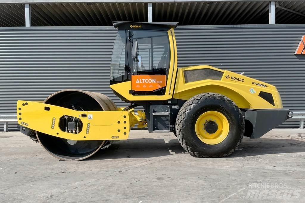 Bomag BW 213 D-5 Rodillos de un solo tambor