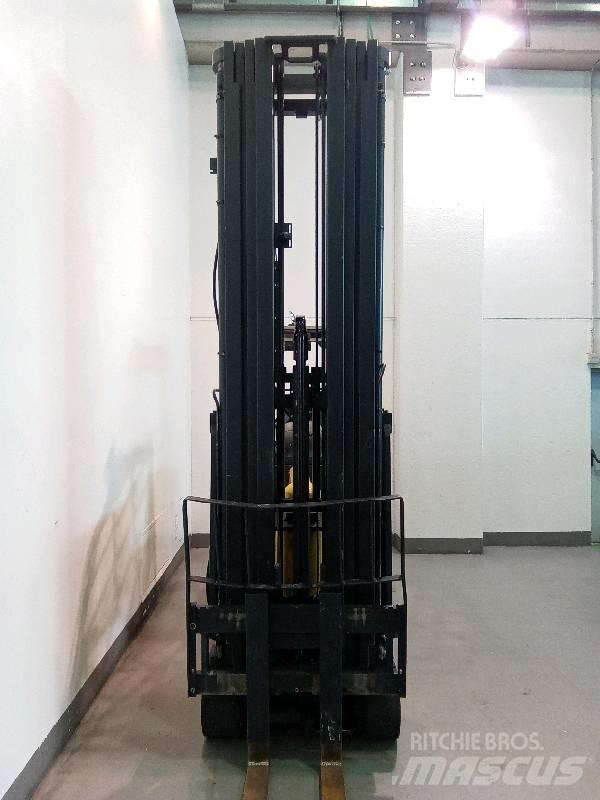 Aisle-Master 20 WHE Carretillas de horquilla eléctrica